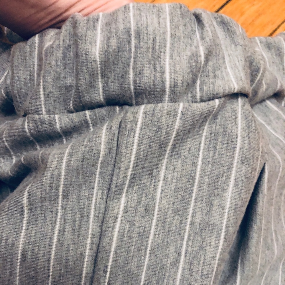 Trousers - Picture 6 of 7